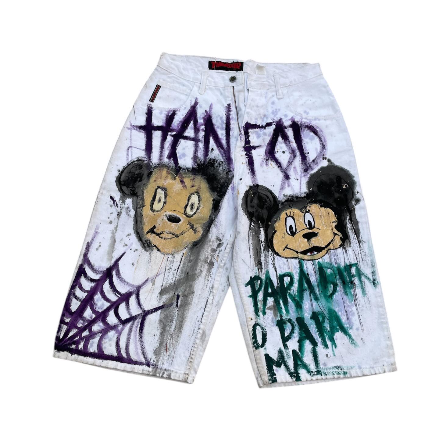Short de mezclilla pintado a mano
